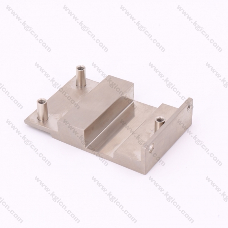KGI made Aluminum Extrusion Heat Sink for Smart Glass Device