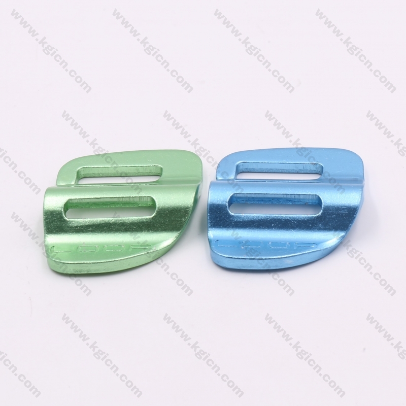 New Product Explosion Metal Stamping Hook Buckles For Backpacks