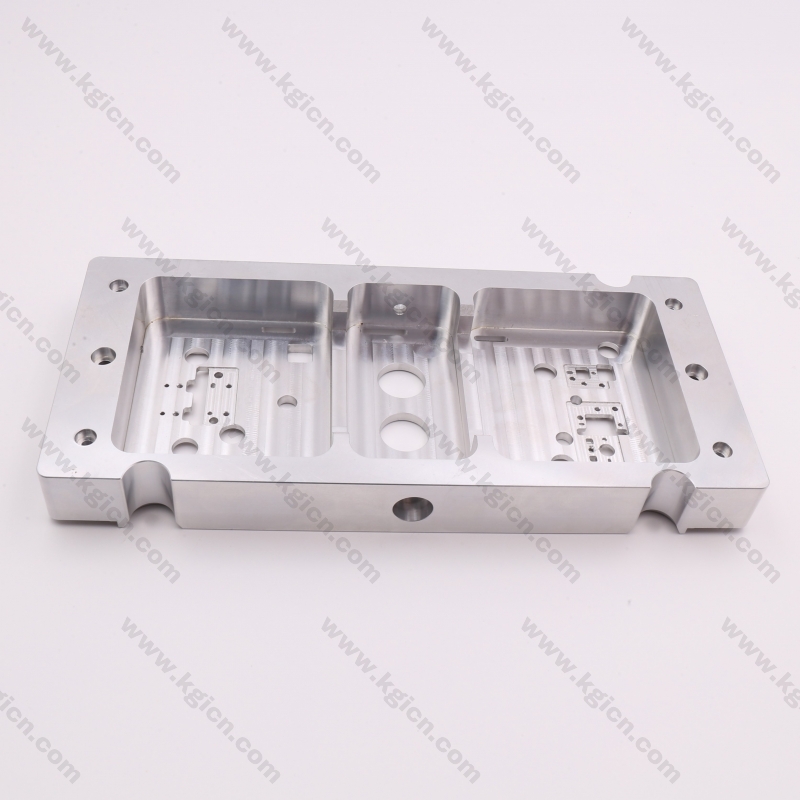 Highly Challenging 5 Axis Aluminum CNC Machining Part for Telecommunication Equipment